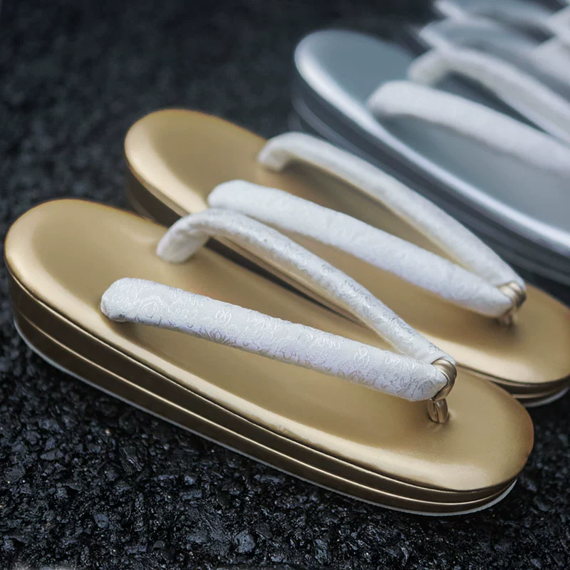 Geta Wooden Sandal - レディース 日本製 下駄サンダル - 厚底木製プラットフォーム草履 滑り止めソール付き、コスプレ＆夏用ハイヒールビーチサンダル