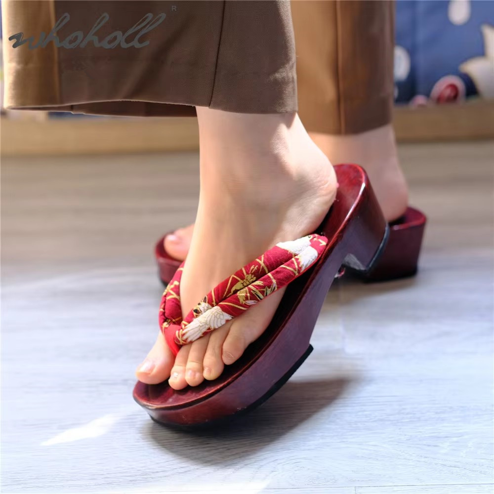 日本の下駄アニメコスプレシューズコスプレウェッジサンダル女性 - Geta Wooden Sandal のレビューと価格